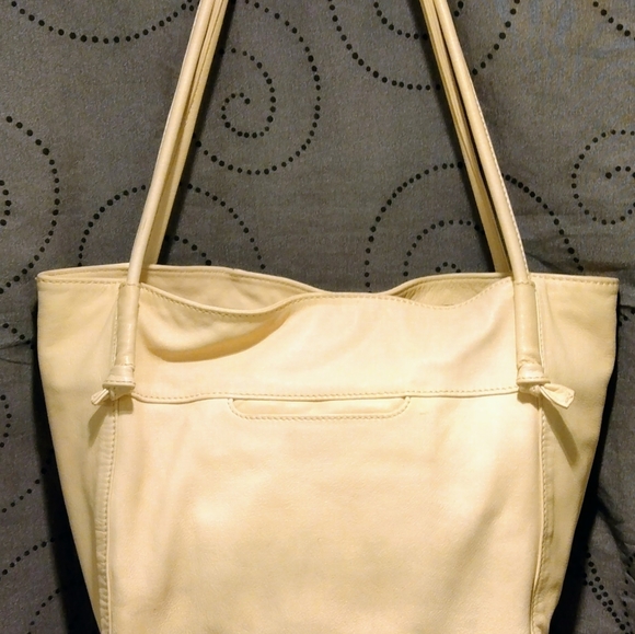 HOBO International Leather Purse - Picture 5 of 9